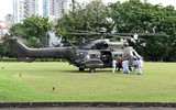 Cứu hộ tàu USS John S.McCain sau va chạm với tàu chở dầu Singapore